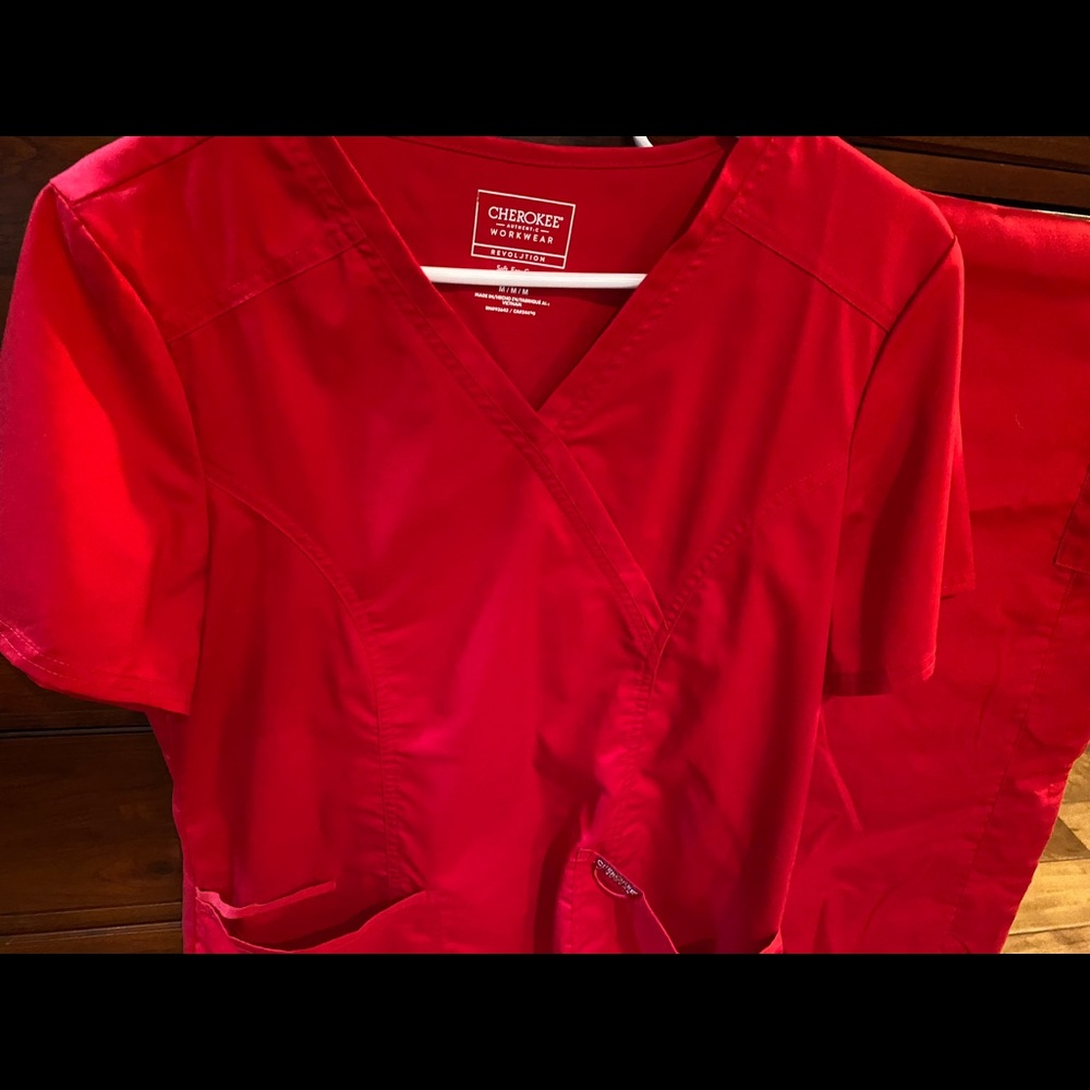 Set of Cherokee scrubs * Red * Workwear collection * Medium
